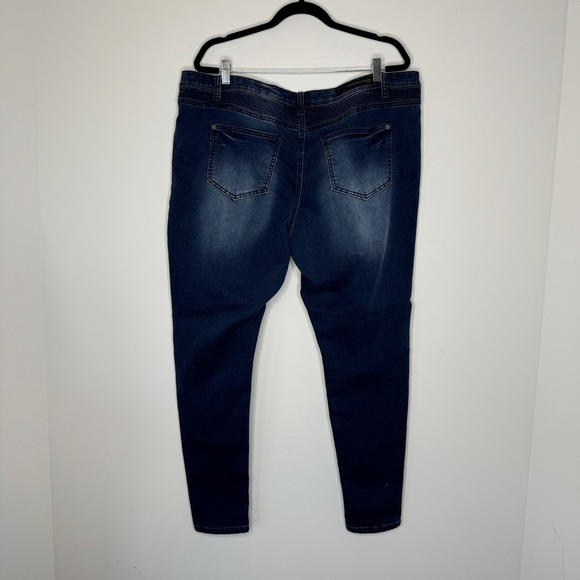 Twentyone Black by rue21 Mid Rise Jegging Flex Moto Jeans 20 - Picture 2 of 9